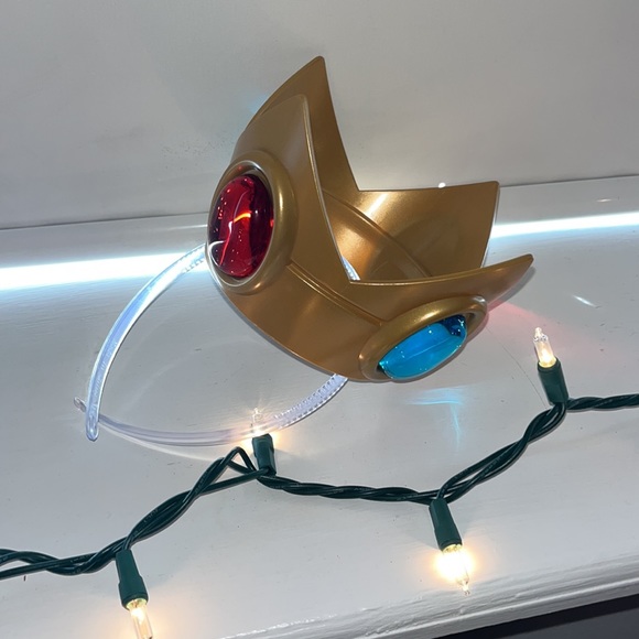 Princess Peach crown headband - Picture 2 of 2